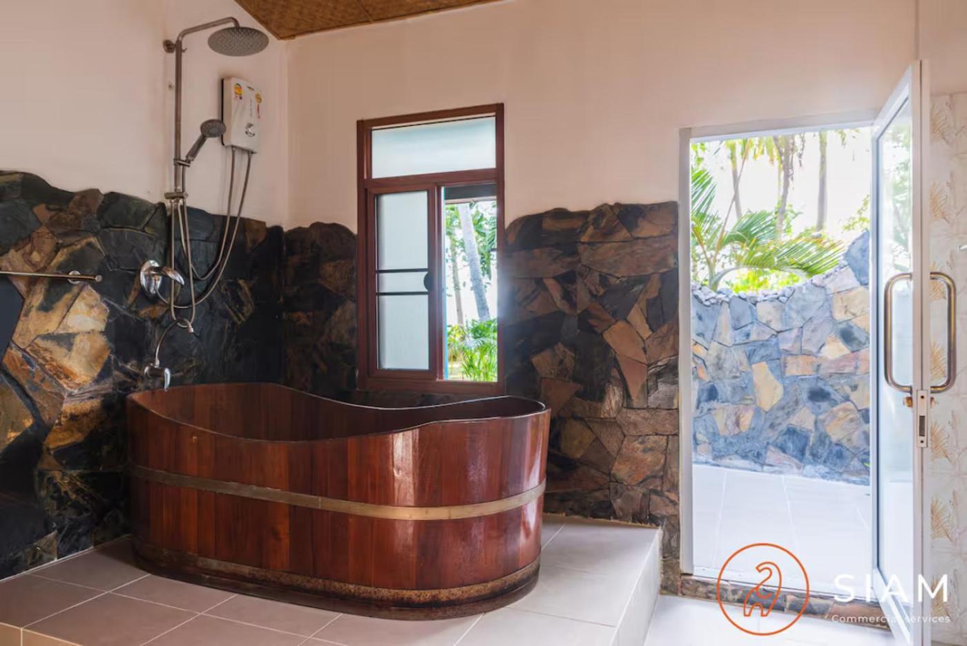 The Wooden Beach House 3Br - Sunset Beach Garden Taling Ngam Beach Esterno foto